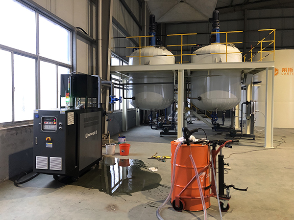 礦物油生產(chǎn)控溫化工反應釜模溫機「歐能機械」