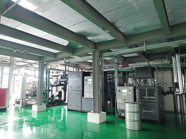 電加熱導熱油爐工作原理及特點，工業(yè)加熱利器